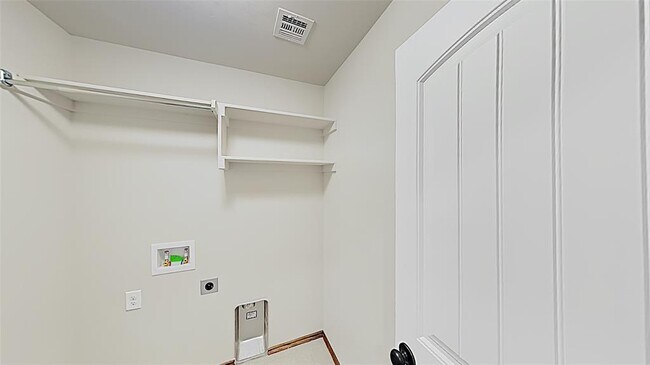 Building Photo - 3501 Shutter Ridge Dr