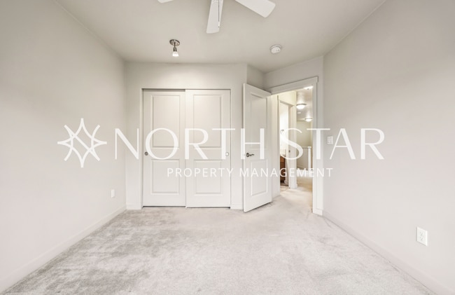 Building Photo - Vaulted Ceilings, Modern Finishes & Easy Living