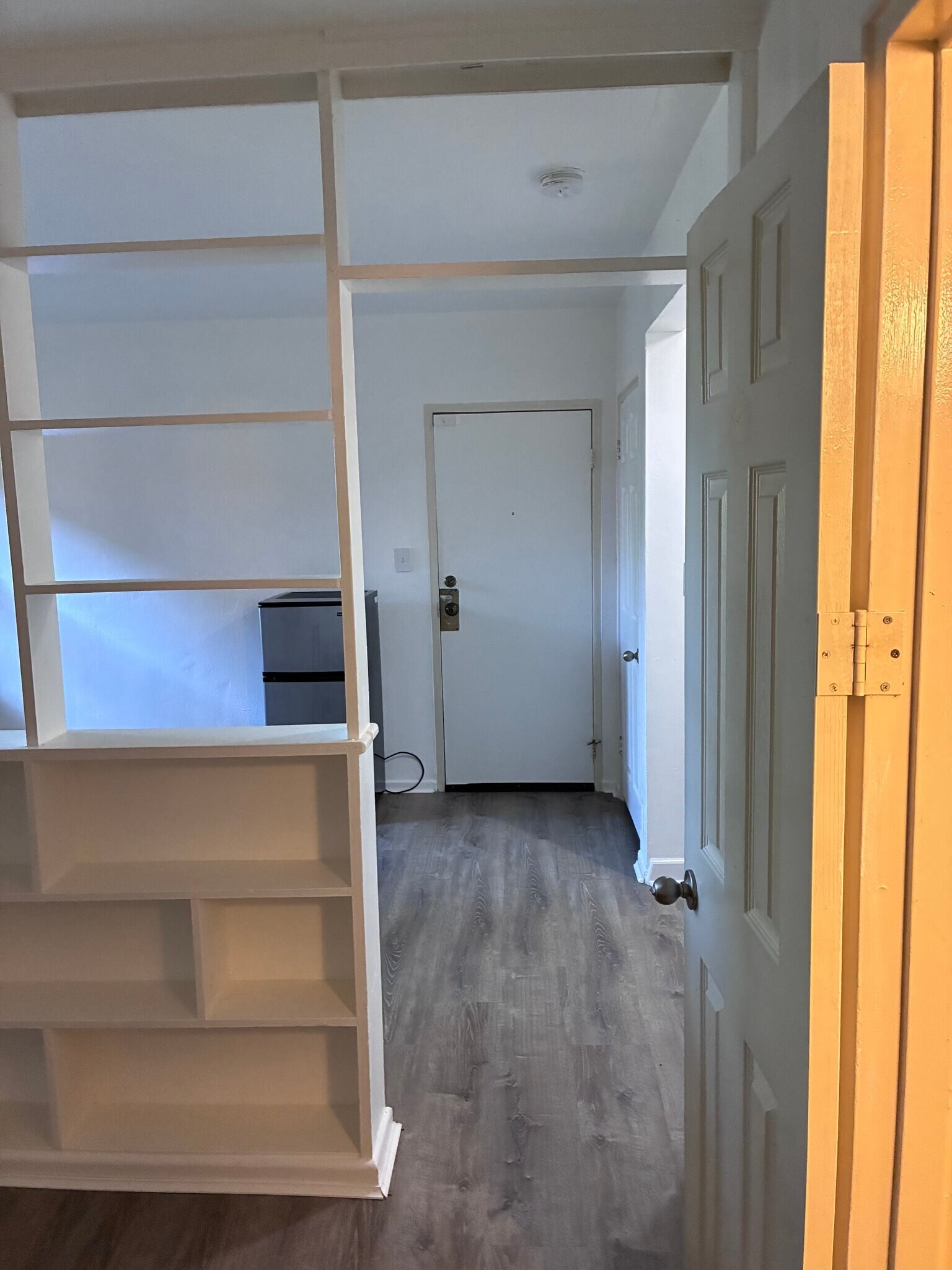 Building Photo - 801 Greenway Ct