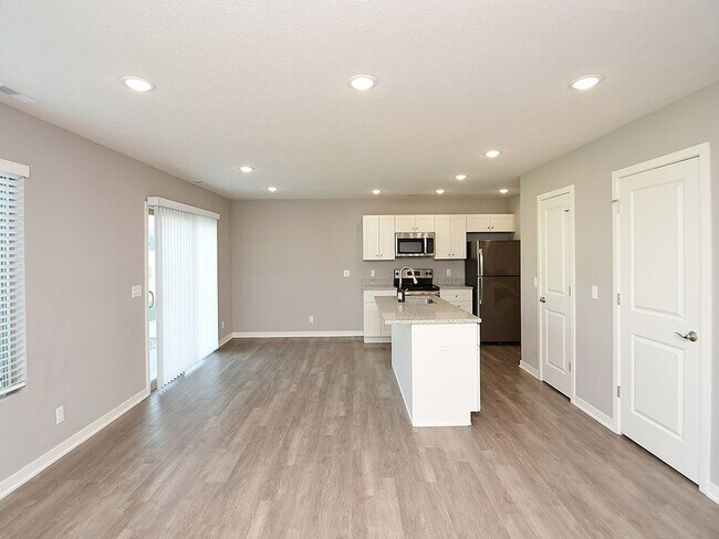 Building Photo - Charming 3-Bedroom Home in Quiet Omaha Nei...