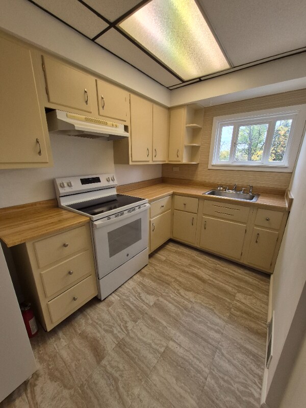 Building Photo - 501 Beatty Rd