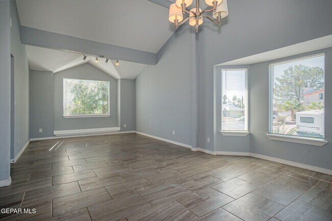 Building Photo - 12041 Van Gogh Dr