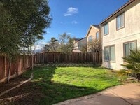 Building Photo - 2423 Mammoth Way