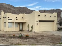 Building Photo - Corner Lot in La Quinta Cove