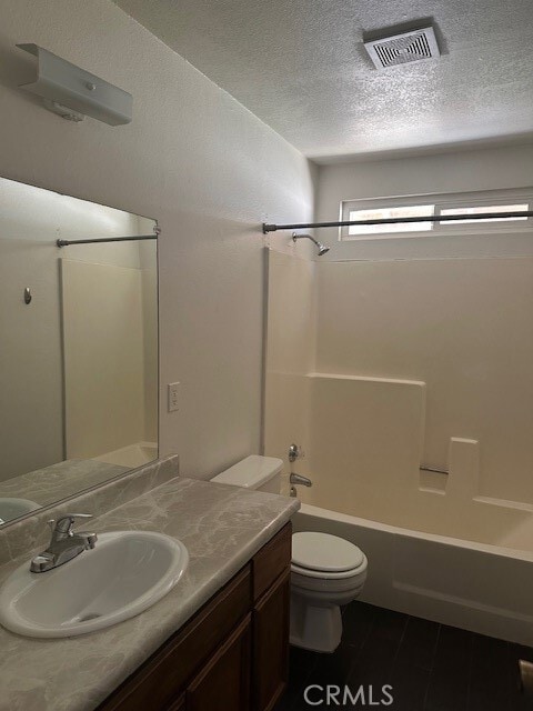 Building Photo - 13730 San Martin Rd