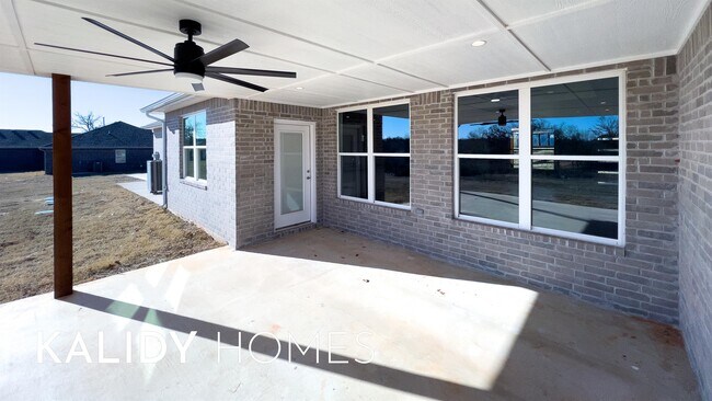 Building Photo - 1832 Kalidy Dr
