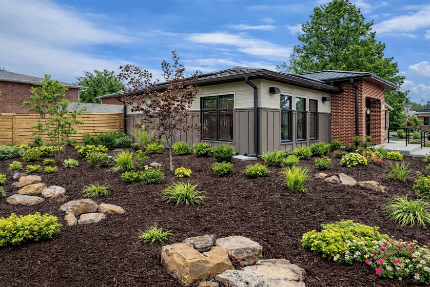 Building Photo - The Boulevard Townhomes