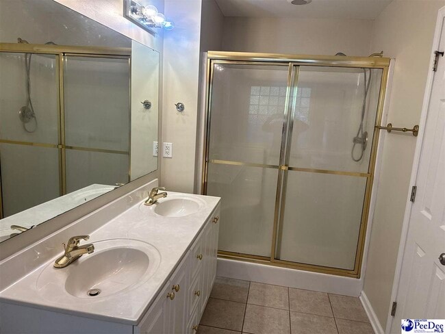 Building Photo - 438 Quail Pointe Dr