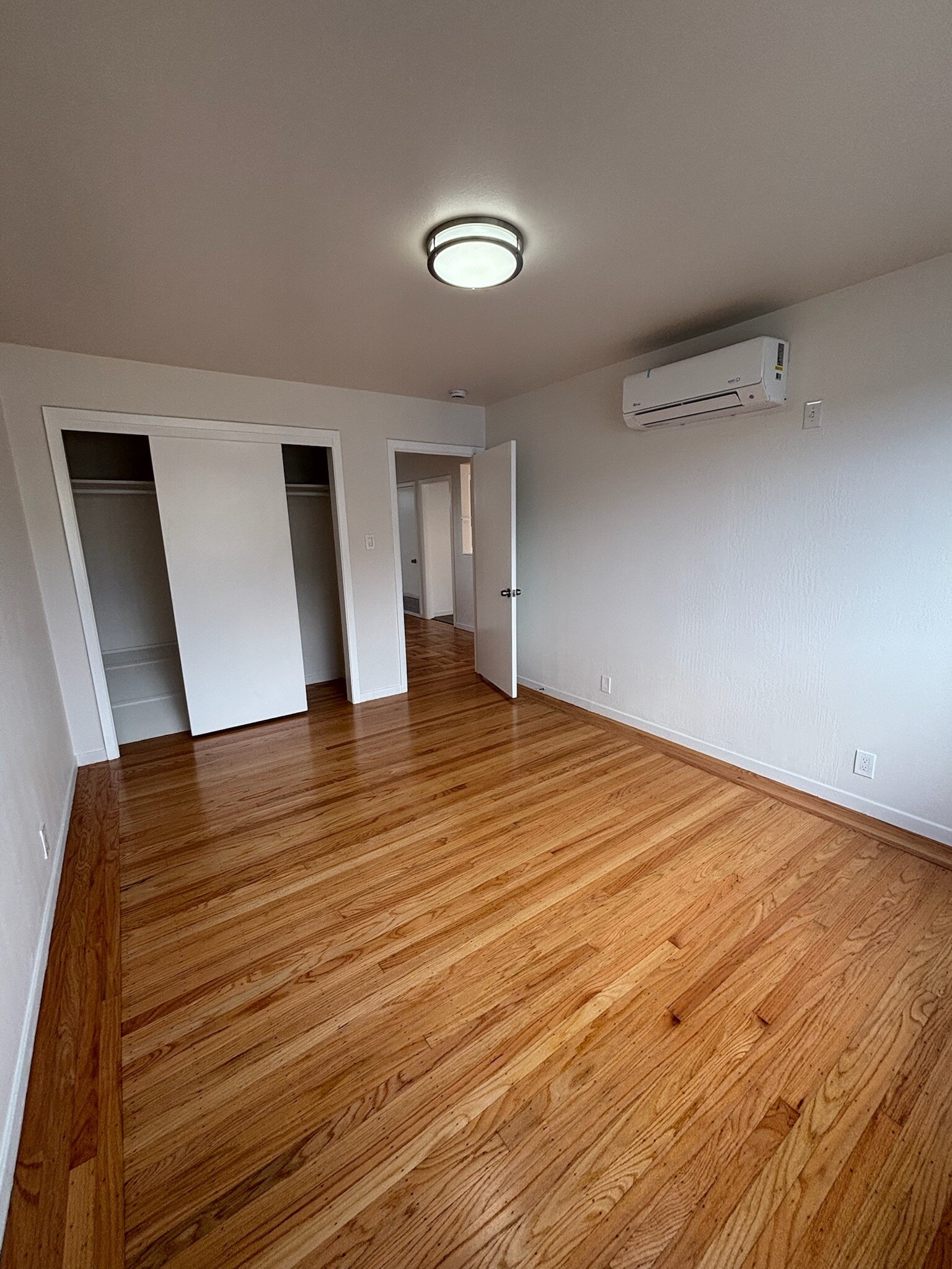 Building Photo - 432 Abbot Ave