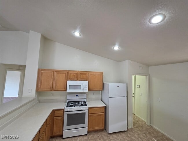 Building Photo - 1083 Sterling Peak St