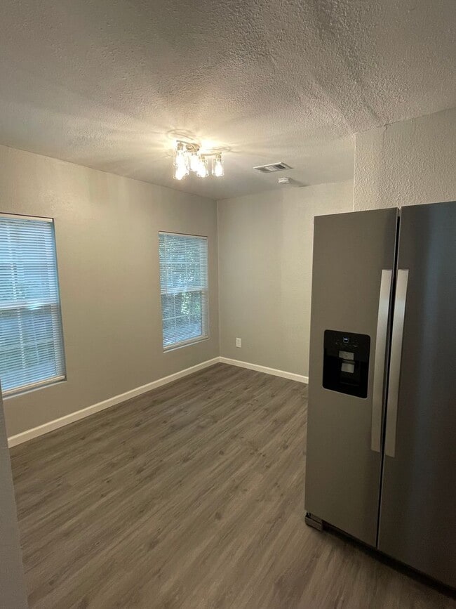 Building Photo - Available Now! Updated 4BR Home with Large Yard, Storage Shed & Modern Finishes