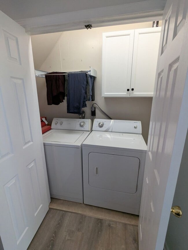 Building Photo - 118-120 S 25th St