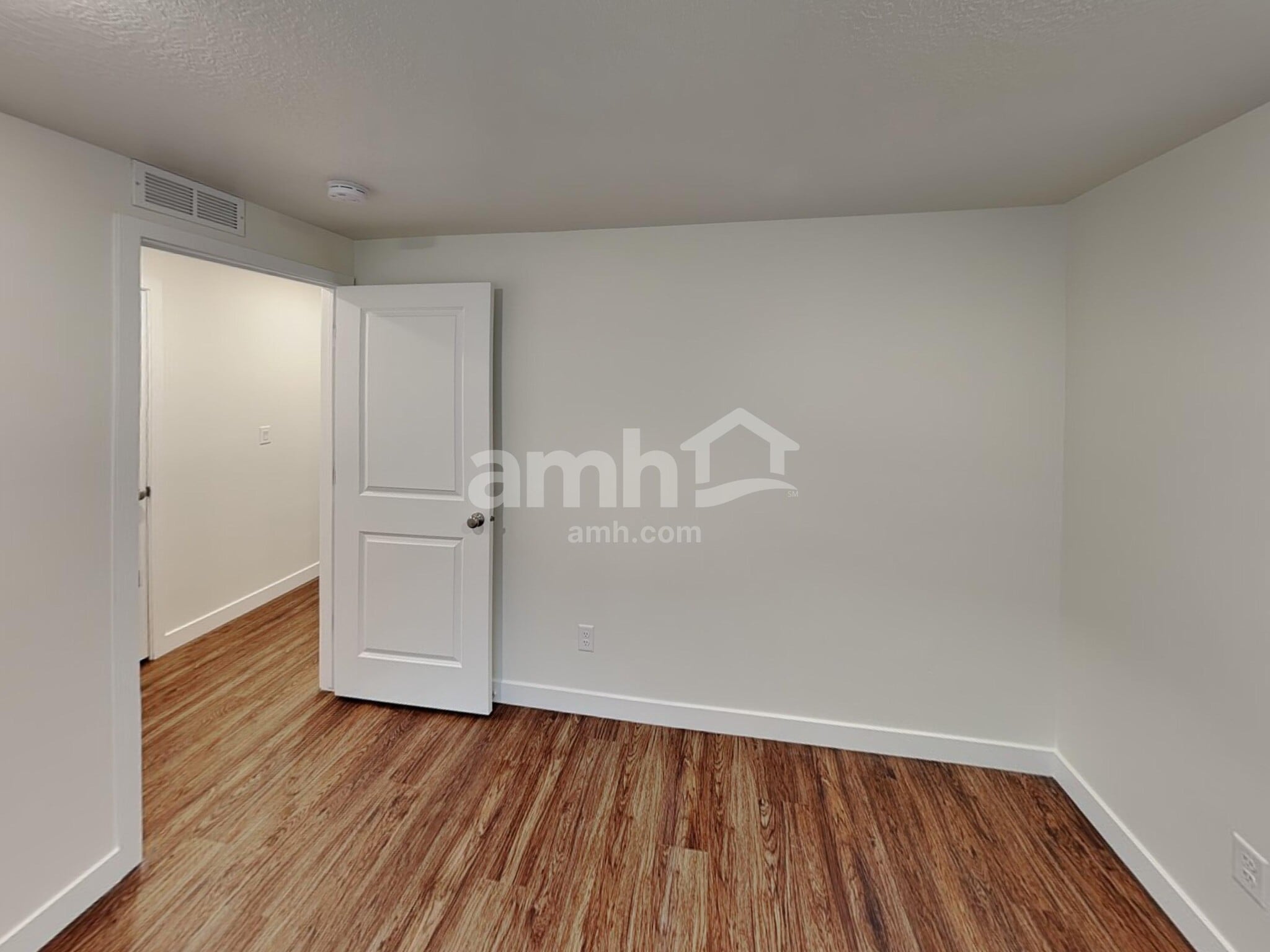 Building Photo - 8953 Wilroy Rd