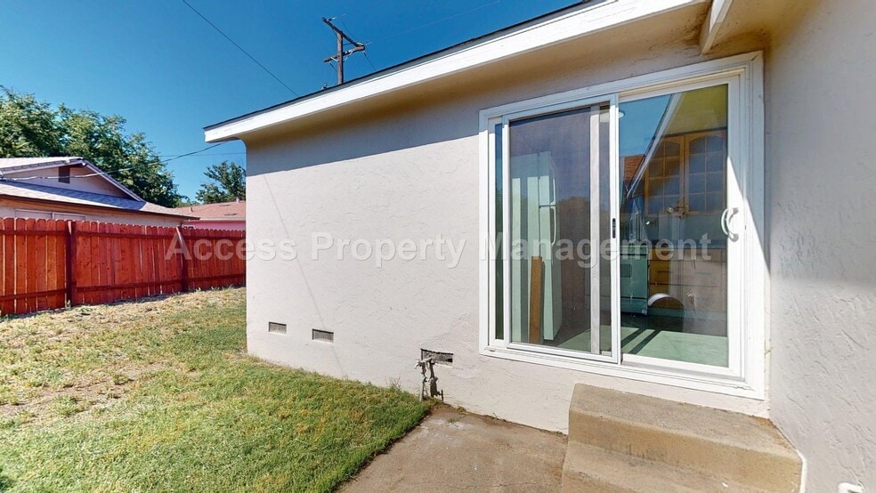 Building Photo - 145 Marilyn Ave