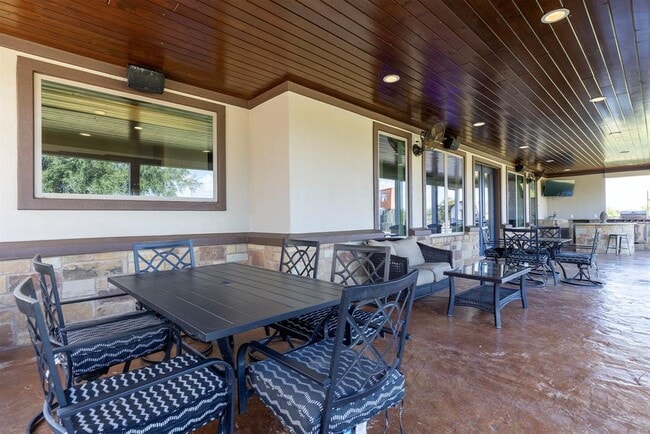 Building Photo - 1124 County Rd 301