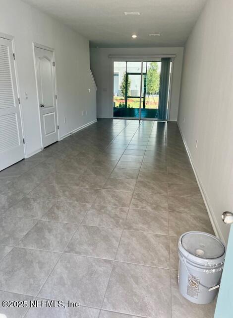 Building Photo - 73 Hidden Mdws Rd