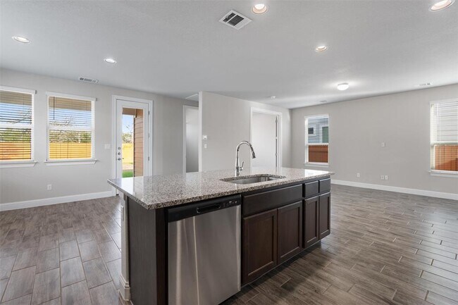 Building Photo - 312 Stone Cyn Dr