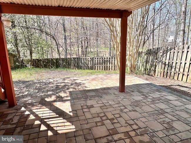 Building Photo - 7914 Forest Path Way