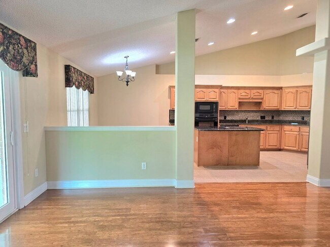 Building Photo - Backyard Paradise in Gated Cottonwood!