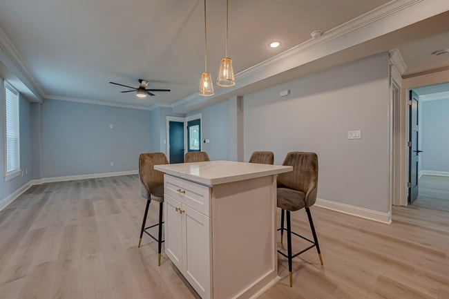 Building Photo - 1110 Avenue K Ave