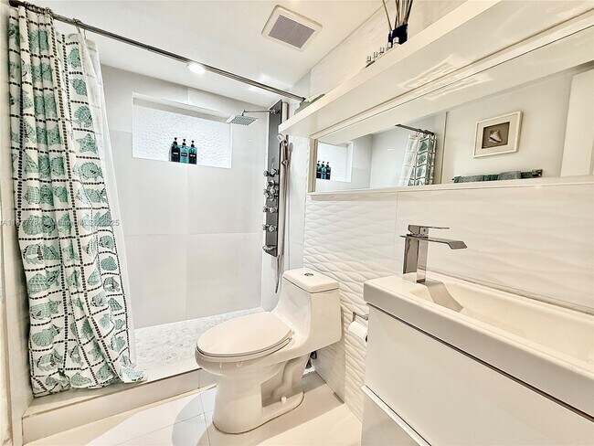 Building Photo - 10857 NW 7th St