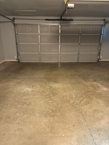 Building Photo - 511 Sweet Gum Ct