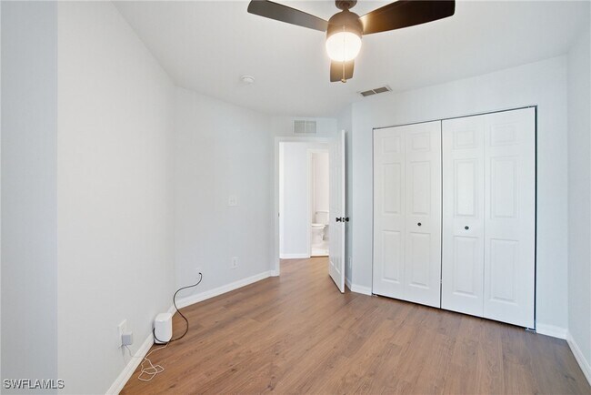 Building Photo - 3009 Palmetto Oak Dr