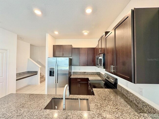 Building Photo - 14302 Editors Note St