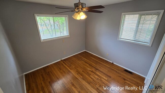 Building Photo - A Nice 3-Bed 1 Bath House in Northside!!!
