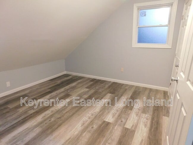 Building Photo - 36 Matsunaye Dr