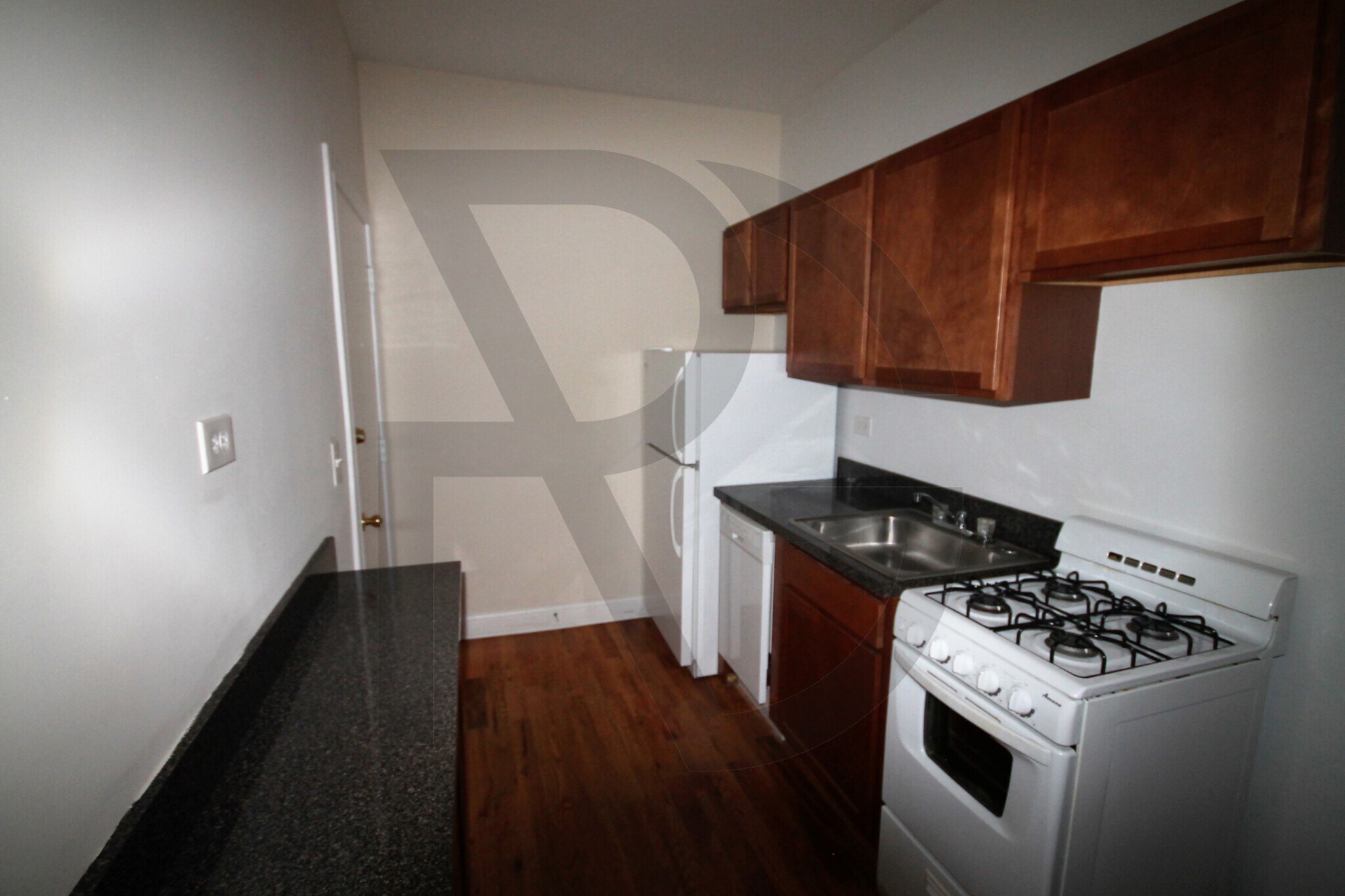 Building Photo - 2842 N Orchard St