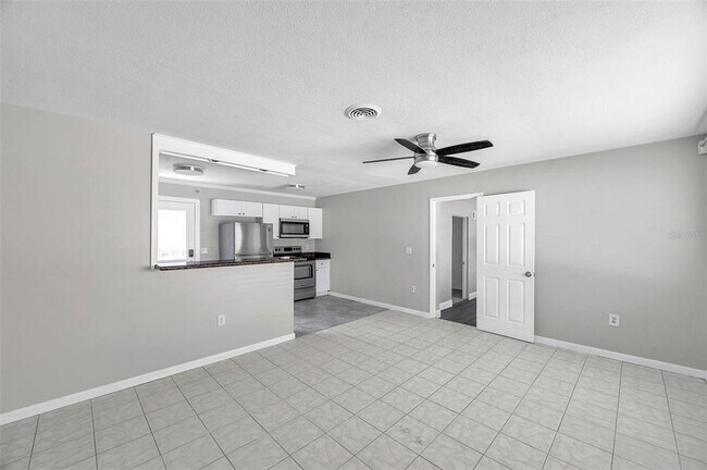 Building Photo - 375 58th St N