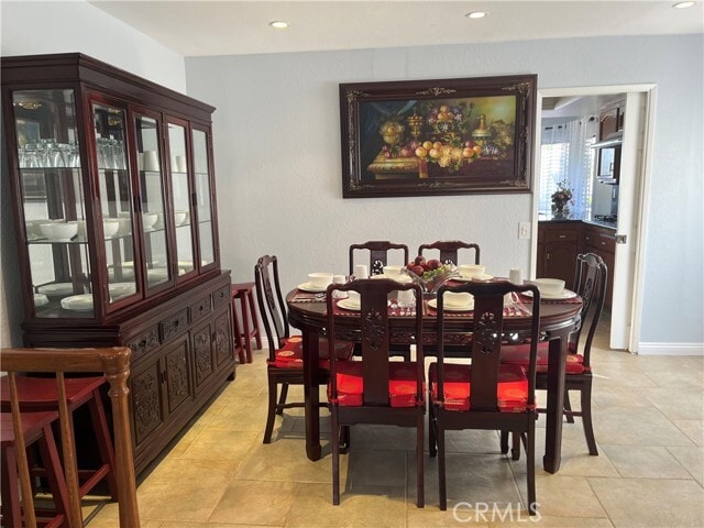 Building Photo - 22033 Birds Eye Dr