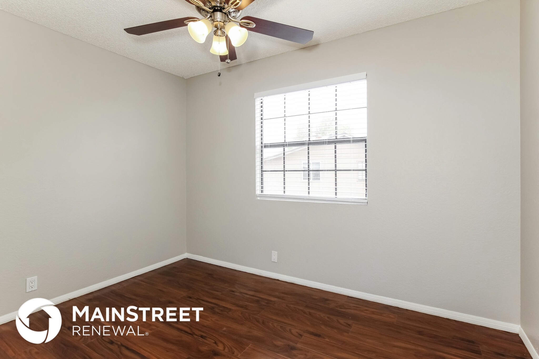 Building Photo - 3733 W Villa Theresa Dr