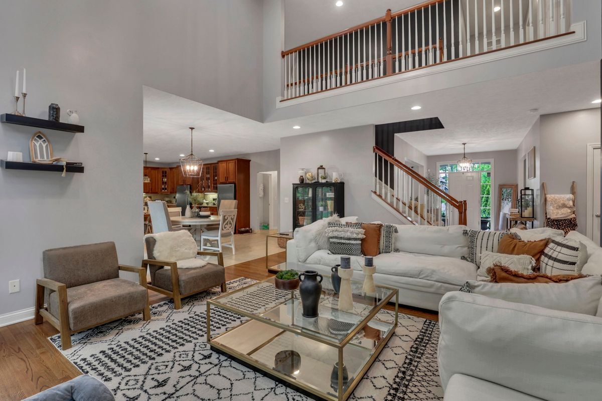 Building Photo - 7097 Pleasant Colony Cir
