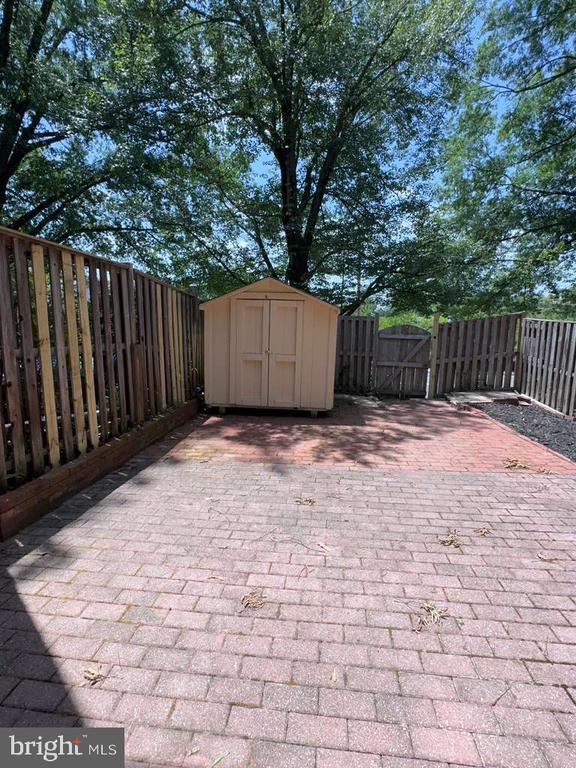 Building Photo - 4902 Van Walbeek Pl