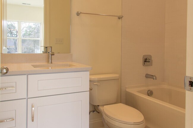 Building Photo - 5395 Toano Rd