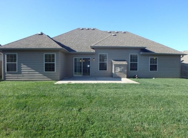 Building Photo - Great 3 Bed 2 Bath House in Mill Creek Manor!