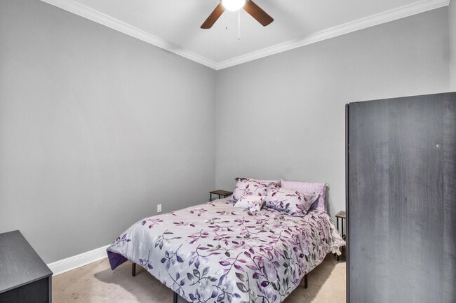 Building Photo - 7280 Jacobs Trail