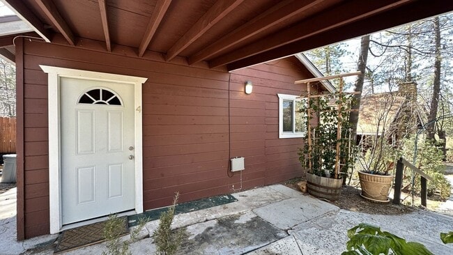 Building Photo - 54365 Pine Crest Ave
