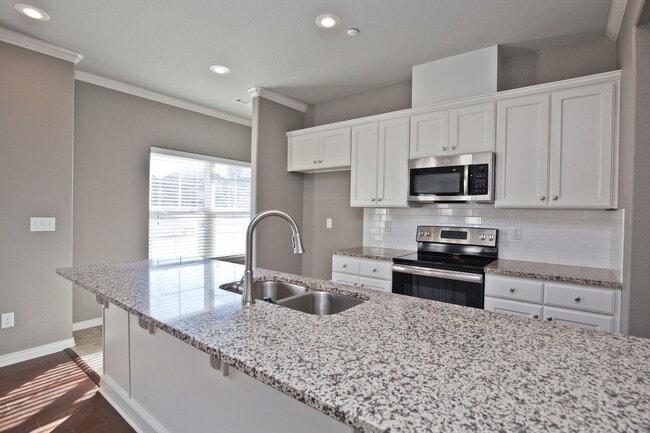 Building Photo - 3858 Williams Cove