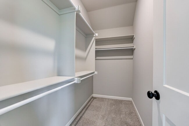 Building Photo - Brand New Home In Noble!