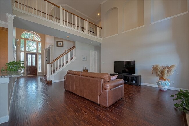 Building Photo - 4707 Gladesdale Park Ln