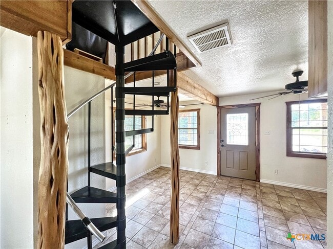 Building Photo - 2090 E U.S. Hwy 90