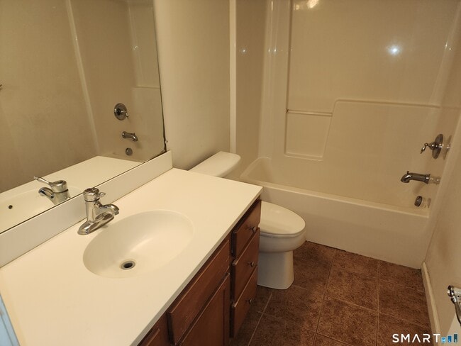 Building Photo - 158 Sterling Dr