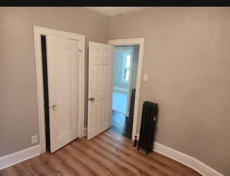 Building Photo - 4045 Clements St