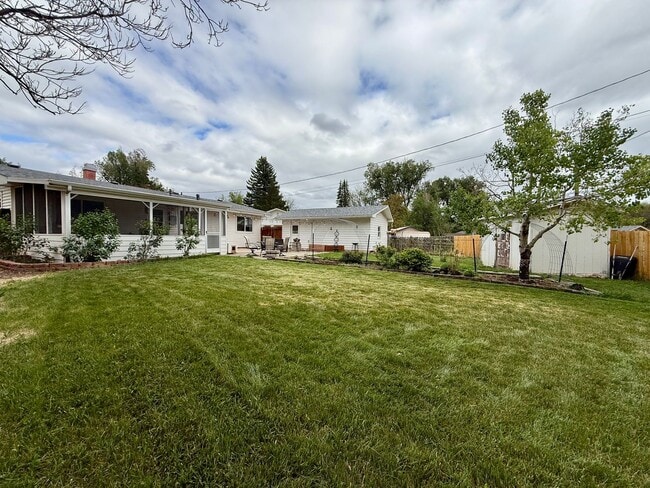Building Photo - Charming Updated 3-Bedroom Home in Pleasant Valley