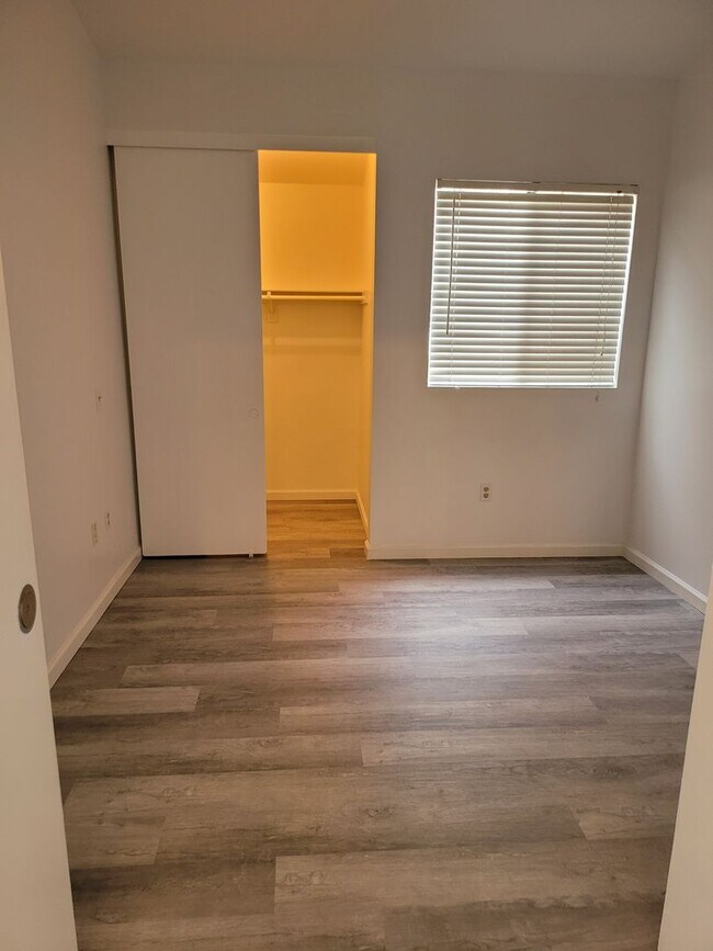 Building Photo - $3600.00 Rancho Bernardo 3 bdrm 2 bath 1450 sq ft House, Pool & Clubhouse