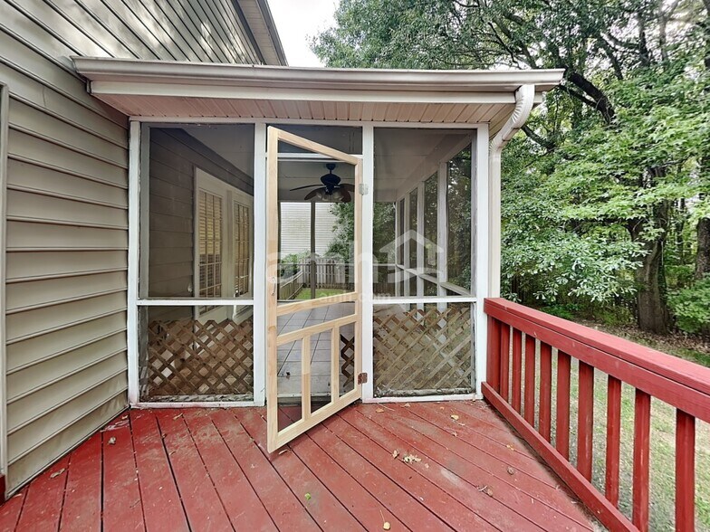 Building Photo - 316 Windsong Dr