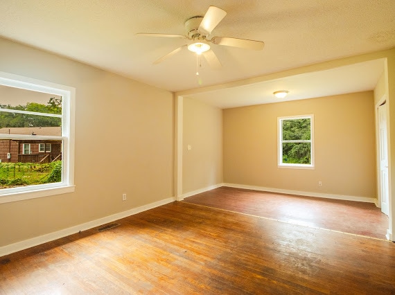 Building Photo - 402 Belcher Dr